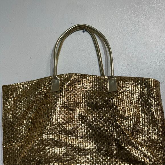 Gold Metallic Oversized Straw Woven Bag - Picture 8 of 11